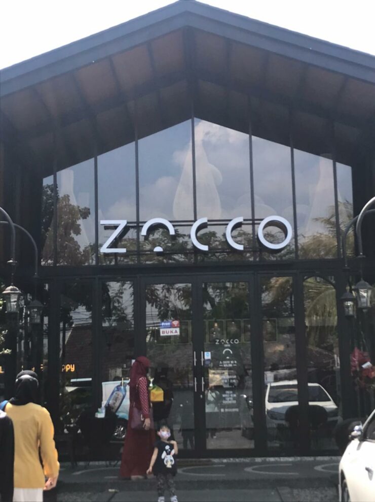 Cafe Zocco Coffee Di Jalan Sulfat Malang