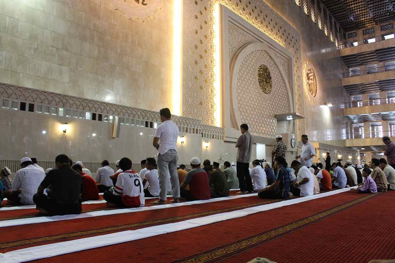 niat dan bacaan sholat tarawih di bulan ramadan